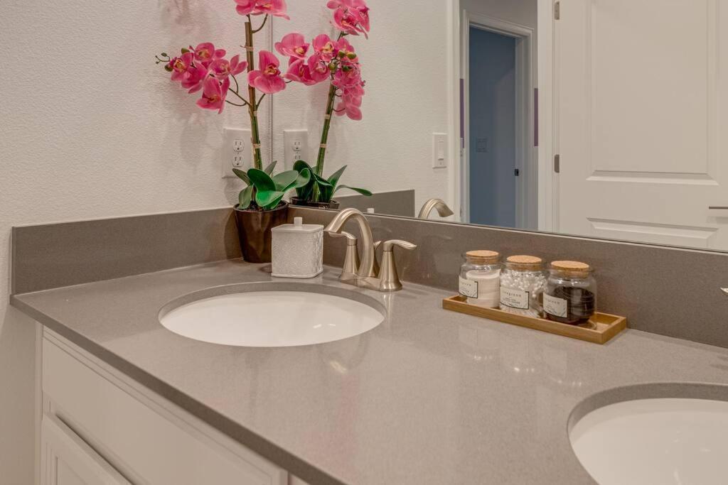 Newly Listed Townhouse Storey Lake, Free Waterpark Kissimmee Exterior foto